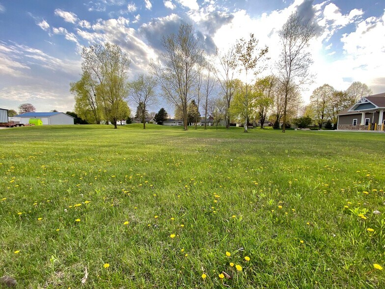 More Photos Of Service Rd, Kiel Land For Sale