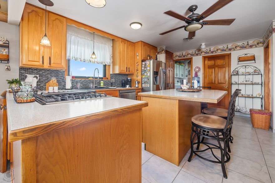 More Photos Of 270 E Northampton St, Bath Restaurant For Sale
