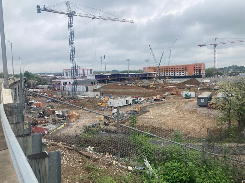 More Photos Of 600 E Magnolia, Knoxville Warehouse For Sale