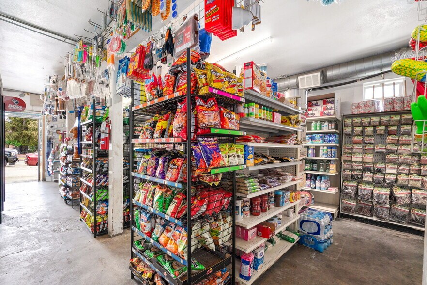 More Photos Of 801 N Marianna Ave, Los Angeles Storefront Retail Office For Sale