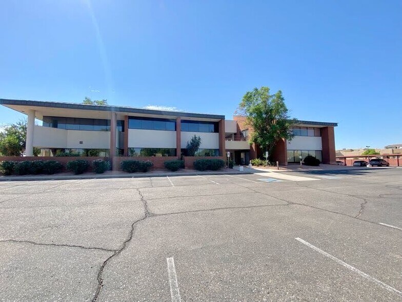 More Photos Of 7550 N 19th Ave, Phoenix Medical For Lease