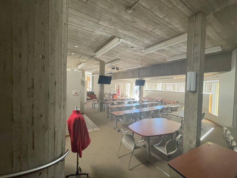 More Photos Of 4 Inverness Ct E, Englewood Office For Lease