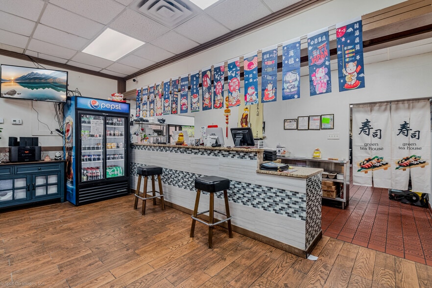 More Photos Of 645 Harwood Rd, Bedford Restaurant For Sale