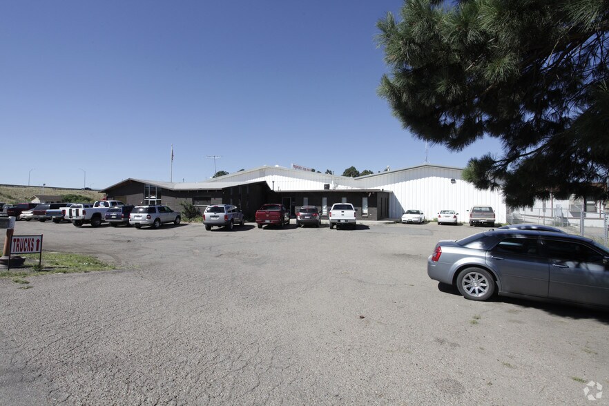 More Photos Of 2600 2nd Ave, Greeley Warehouse For Sale