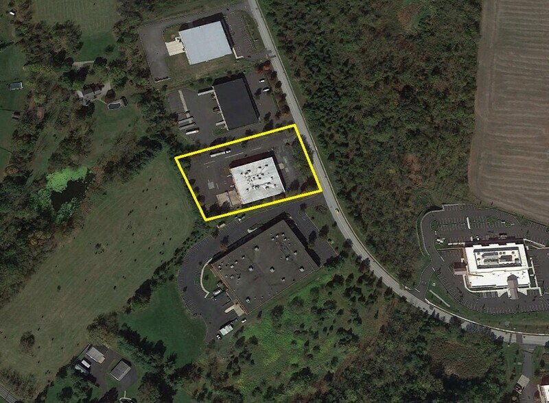 More Photos Of 654 Enterprise Dr, Royersford Light Distribution For Sale