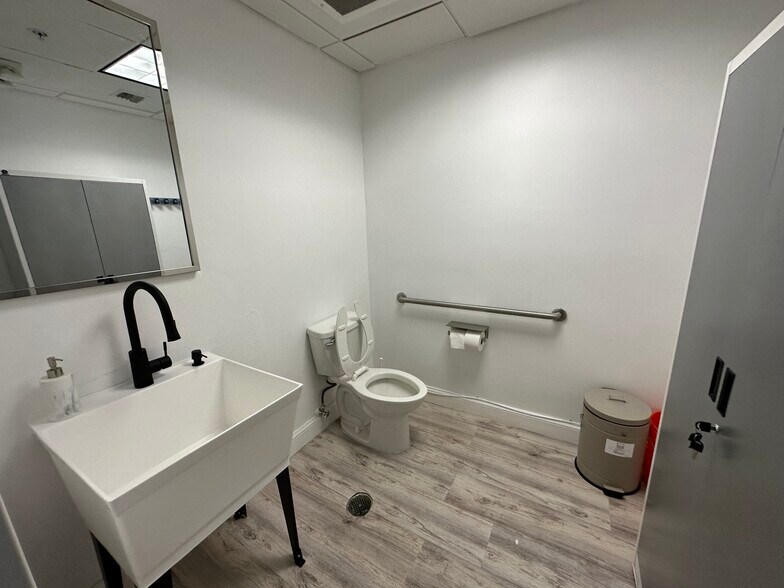 More Photos Of 1627 SW 37th Ave, Miami Apartments For Sale