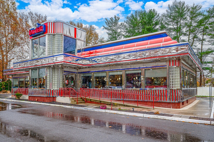 More Photos Of 808 Blackwood Clementon Rd, Pine Hill Restaurant For Sale