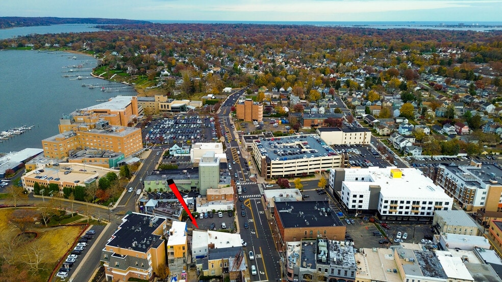 More Photos Of 5 Wharf Ave, Red Bank General Retail For Lease