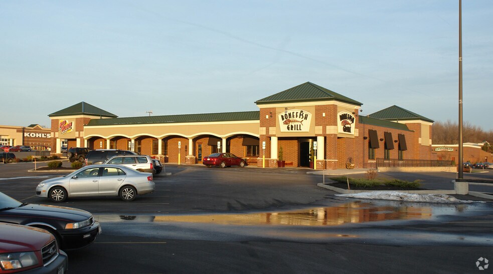 More Photos Of 340 Towne Dr, Fayetteville Unknown For Lease