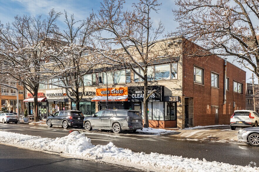 More Photos Of 33-43 Great Neck Rd, Great Neck Storefront Retail Office For Lease