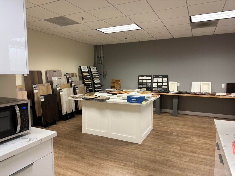 More Photos Of 2458 Alton Pky, Irvine Light Distribution For Lease