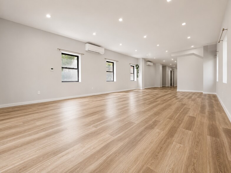 More Photos Of 237 E 31st St, New York Apartments For Lease