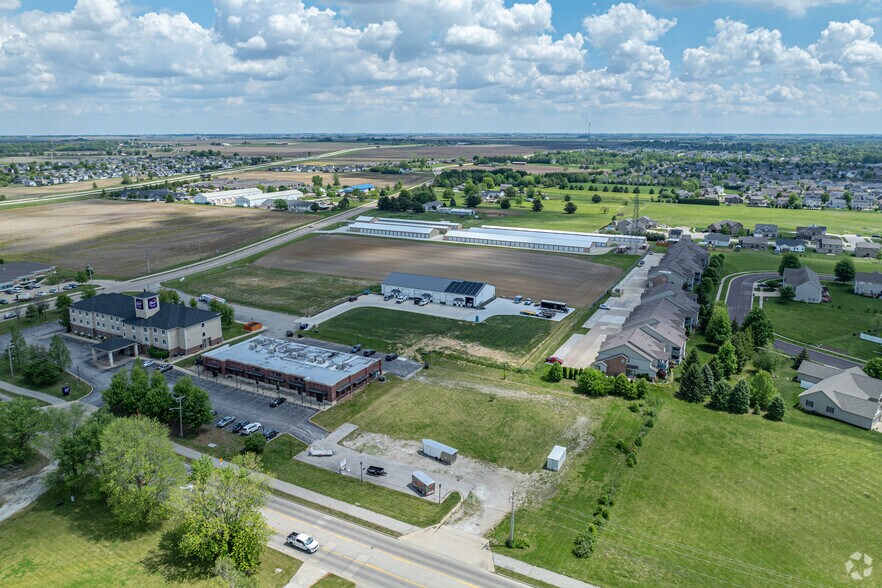 More Photos Of 1860 W Cruger Rd, Washington Warehouse For Lease