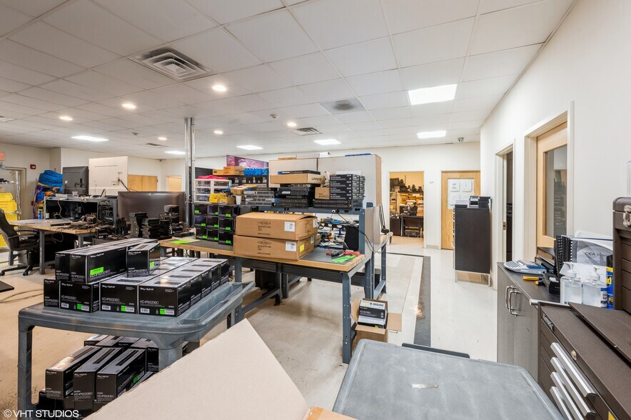 More Photos Of 521 E 3rd St, Mount Vernon Manufacturing For Lease