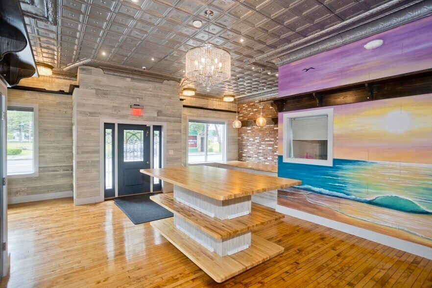More Photos Of 1372 Main St, Palmer Freestanding For Lease