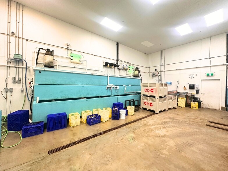 More Photos Of 12800 Bathgate Way, Richmond Warehouse For Lease