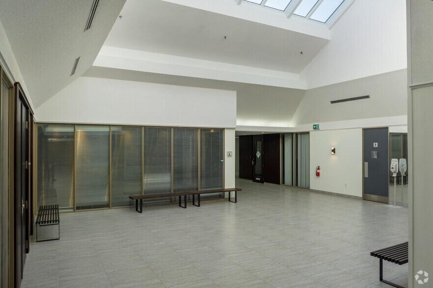 More Photos Of 50 Ronson Dr, Toronto Office For Lease