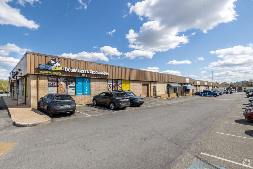 Primary Photo Of 15201-15277 Display Ct, Rockville Warehouse For Lease