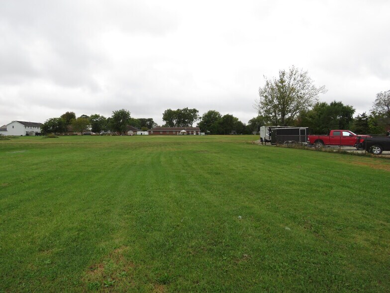 More Photos Of 70 S Will Rd, Diamond Land For Sale