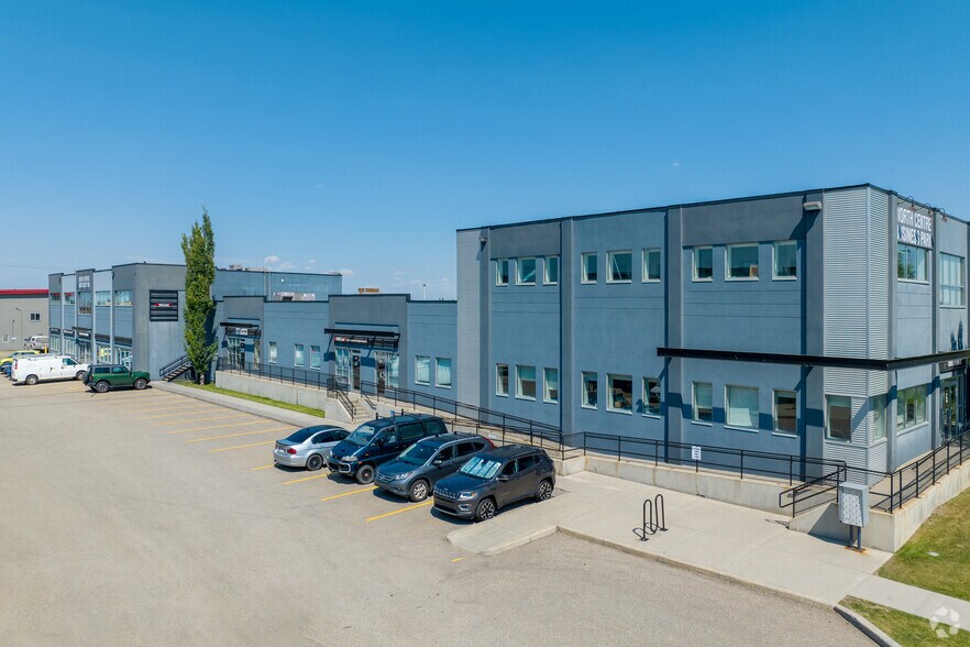 More Photos Of 2770 3rd Ave NE, Calgary Office For Sale