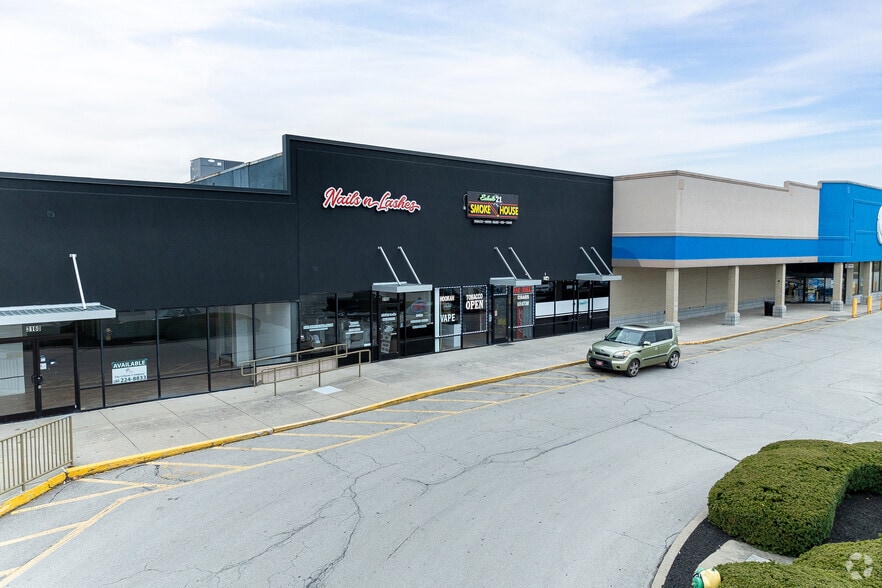 More Photos Of 3166-3180 Richmond Rd, Lexington General Retail For Lease