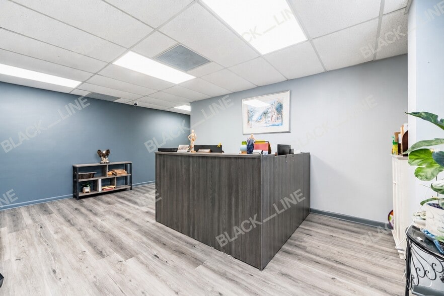 More Photos Of 2290-2298 W Airport Blvd, Sanford Flex For Sale