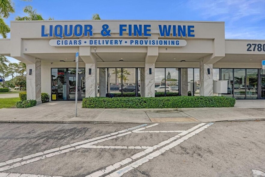 More Photos Of 2780 E Oakland Park Blvd, Fort Lauderdale Office For Sale
