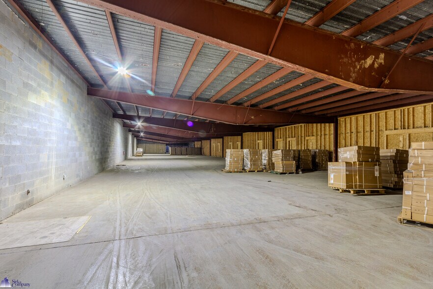 More Photos Of 7845 Carneal Rd, West Paducah Warehouse For Sale