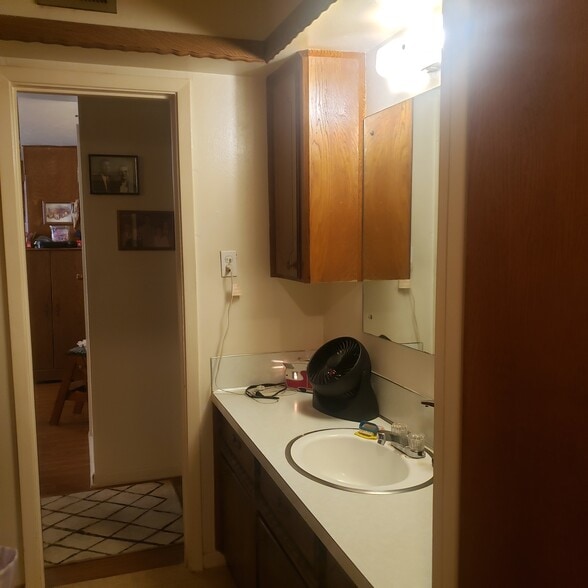 More Photos Of 516 E Myrtle St, Angleton Apartments For Sale