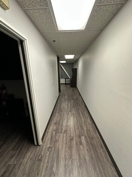 More Photos Of 5401 Business Park S, Bakersfield Loft Creative Space For Sale