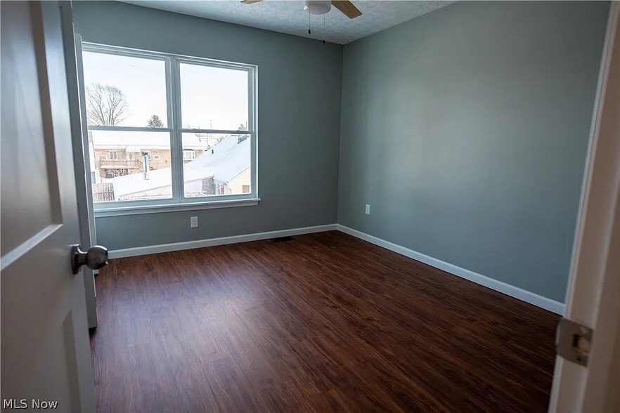 More Photos Of 161 High St, Elyria Apartments For Sale