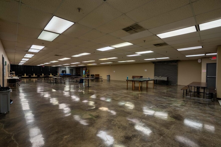 More Photos Of 8160 Regent Pky, Fort Mill Flex For Lease