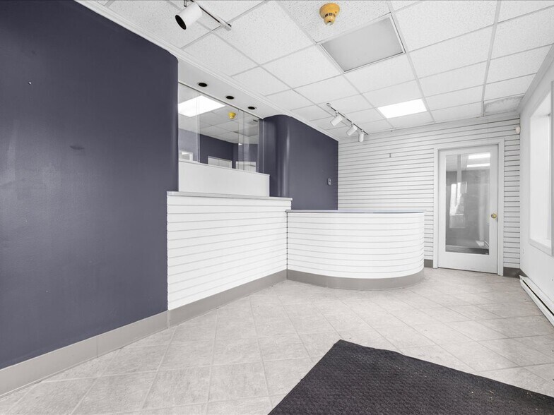 More Photos Of 7950 Fort Smallwood Rd, Baltimore Light Distribution For Lease