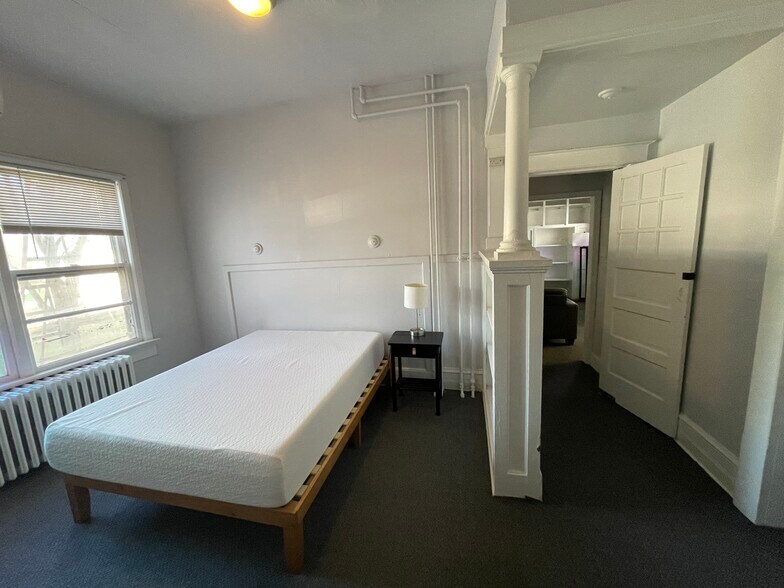 More Photos Of 7404 Rhode Island Ave, College Park Apartments For Sale