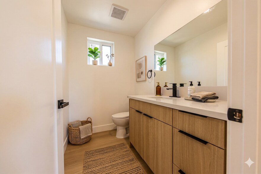 More Photos Of 2424 S West View St, Los Angeles Multifamily For Sale