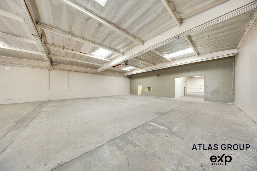 More Photos Of 1618 S San Gabriel Blvd, San Gabriel Freestanding For Sale