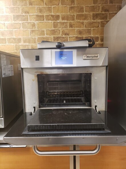 More Photos Of 1860-1868 Centre St, West Roxbury General Retail For Sale