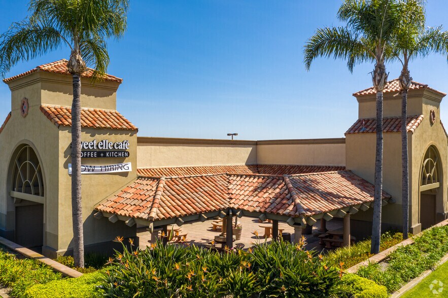 More Photos Of 5355 Warner Ave, Huntington Beach Medical For Lease