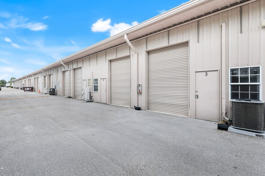 More Photos Of 3435 Enterprise Ave, Naples Warehouse For Sale