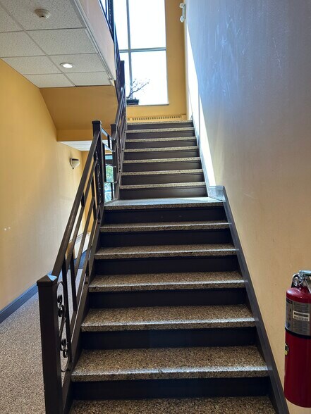 More Photos Of 701 E Palisade Ave, Englewood Cliffs Office For Lease