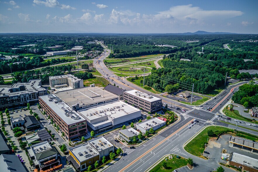 More Photos Of 6525 Shiloh Rd, Alpharetta Office Residential For Sale