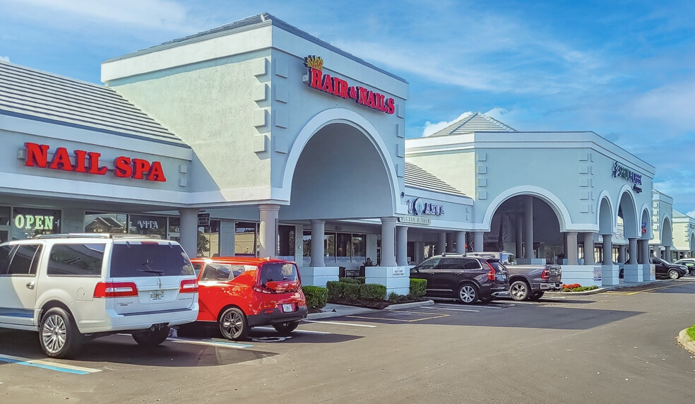More Photos Of 17860 SE 109th Ave, Summerfield Storefront For Lease