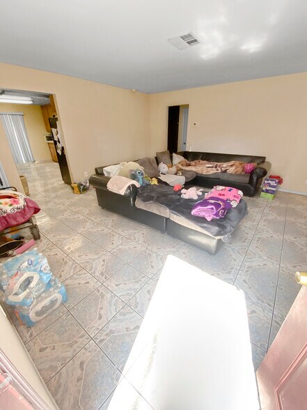 More Photos Of 8118 Alameda St, Downey Apartments For Sale