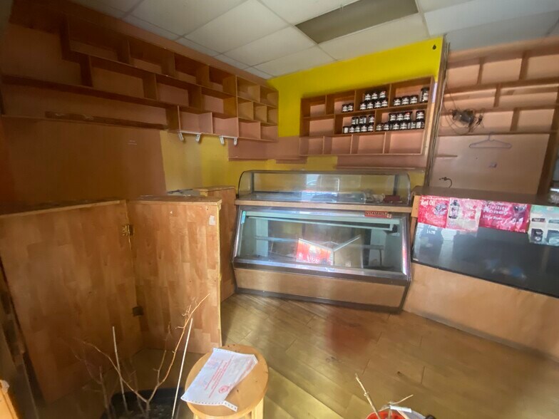 More Photos Of 584-592 Albany Ave, Brooklyn Apartments For Lease