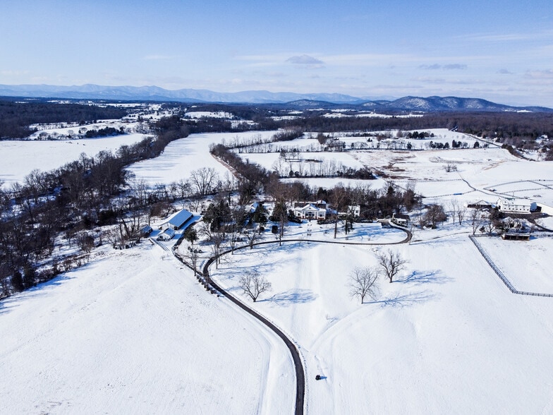 More Photos Of 2333 N James Madison Hwy, Locust Dale Hospitality For Sale