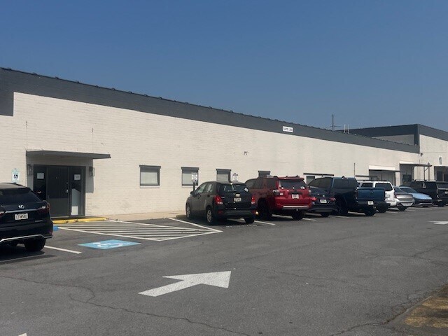More Photos Of 707 S Erwin St, Cartersville Warehouse For Lease