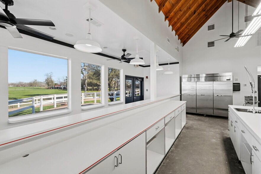 More Photos Of 9903 FM 2759 Rd, Richmond Specialty For Sale