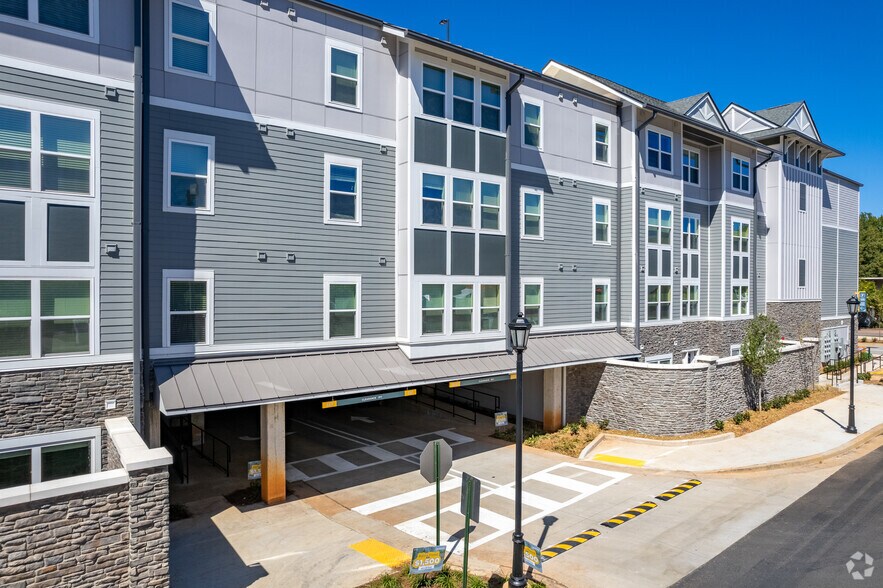 More Photos Of 894 Tiger Blvd, Clemson Apartments For Lease