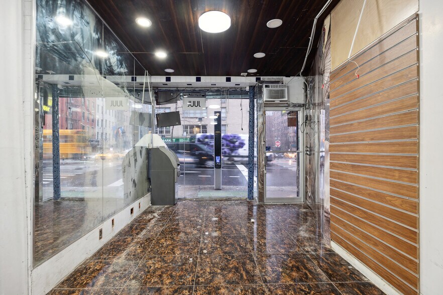 More Photos Of 946-948 1st Ave, New York Apartments For Lease