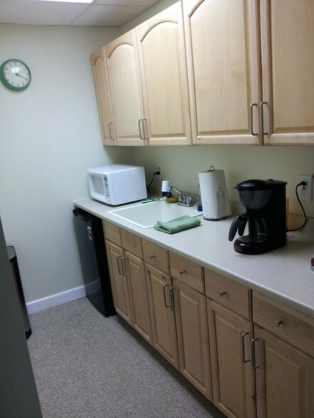 More Photos Of 106 Elden St, Herndon Medical For Sale